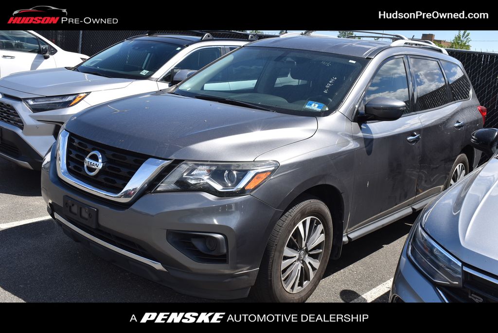 2018 Nissan Pathfinder S 2WD's photo