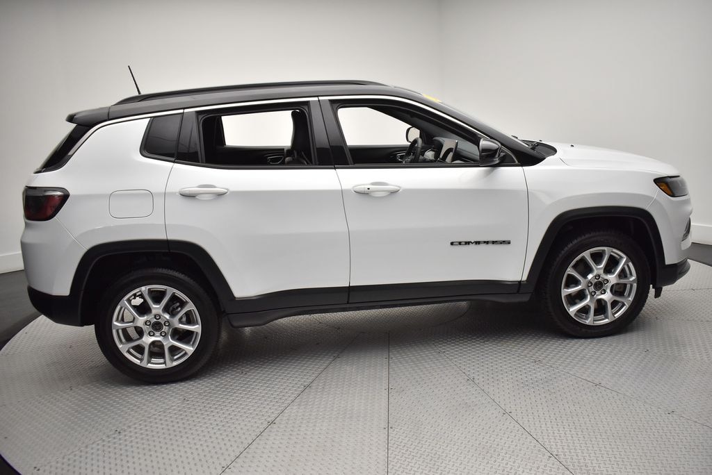 Used 2025 Jeep Compass Limited SUV