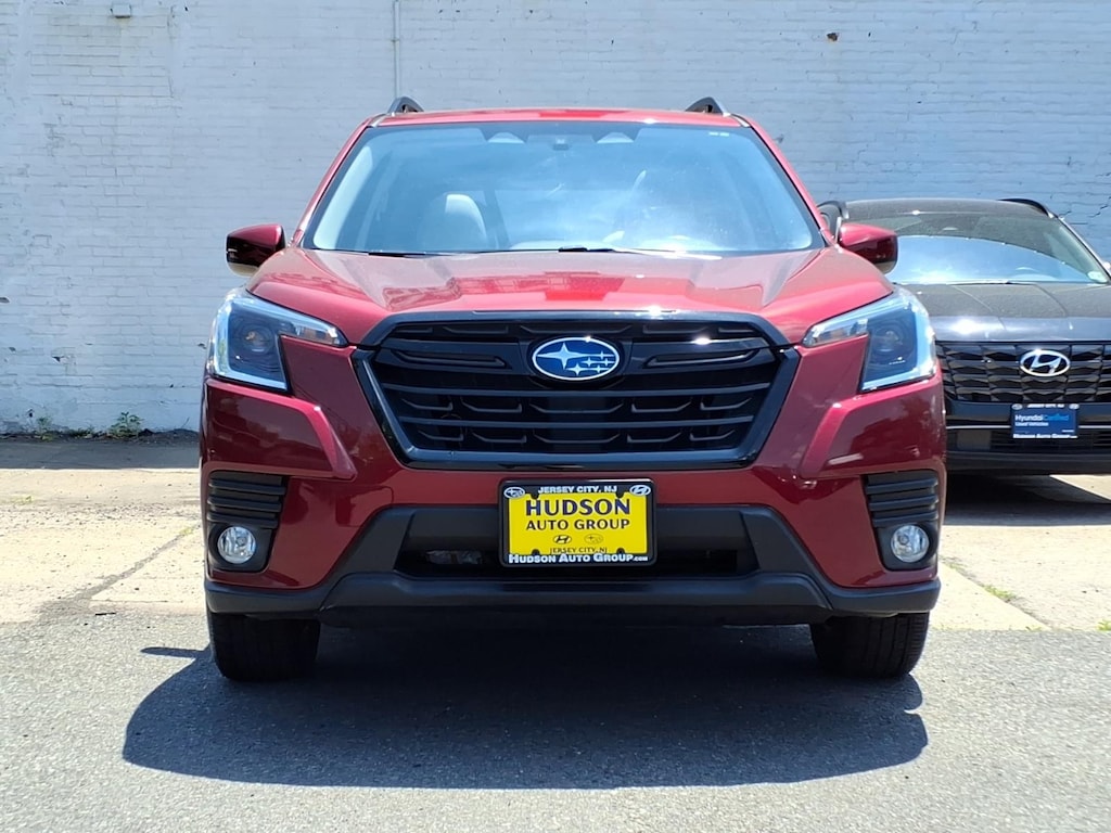 Used 2023 Subaru Forester Premium CVT