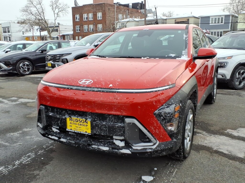 Used 2025 Hyundai Kona SE AWD