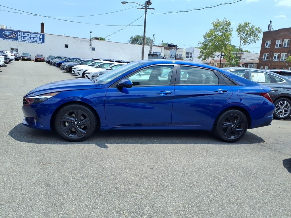Used 2023 Hyundai Elantra SEL IVT