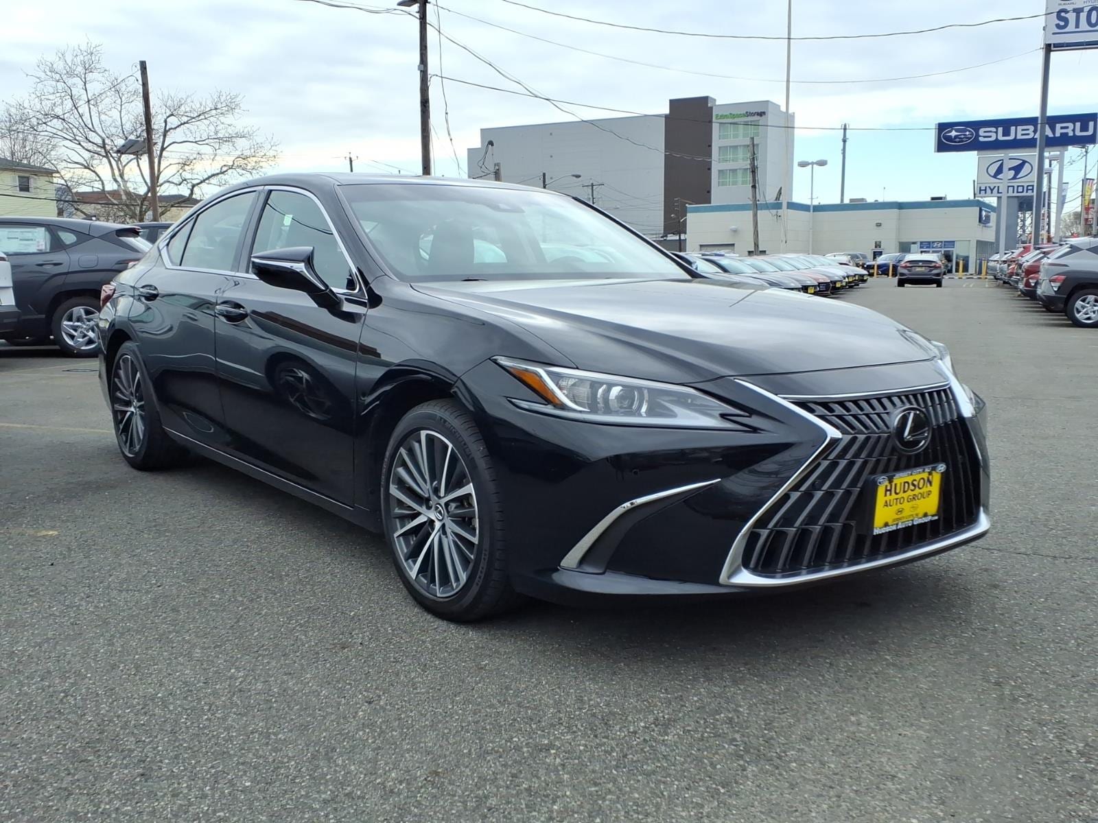 2024 Lexus ES 350 350's photo