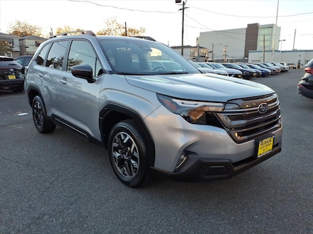 2025 Subaru Forester Premium AWD