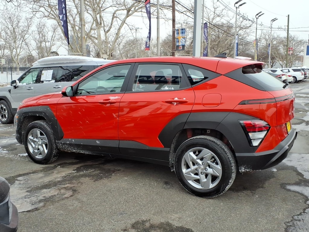 Used 2025 Hyundai Kona SE AWD