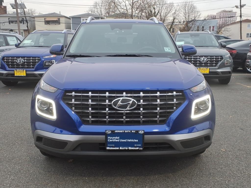 Used 2024 Hyundai Venue Limited IVT