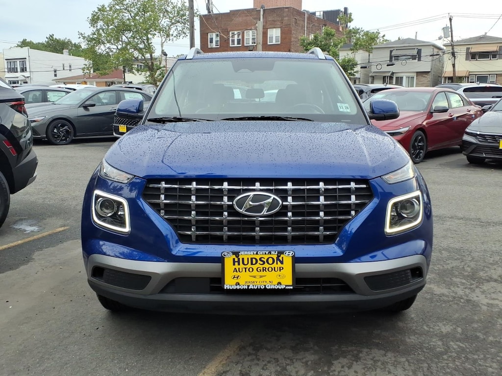Used 2024 Hyundai Venue Limited IVT