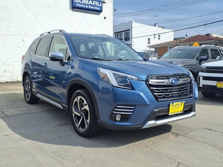 2022 Subaru Forester Touring CVT