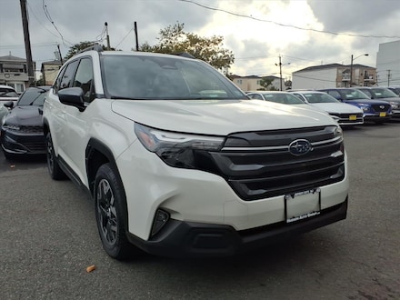 2025 Subaru Forester Premium AWD