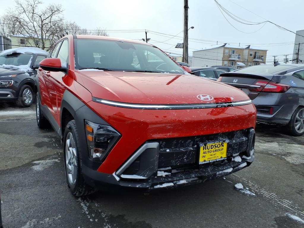 Used 2025 Hyundai Kona SE AWD