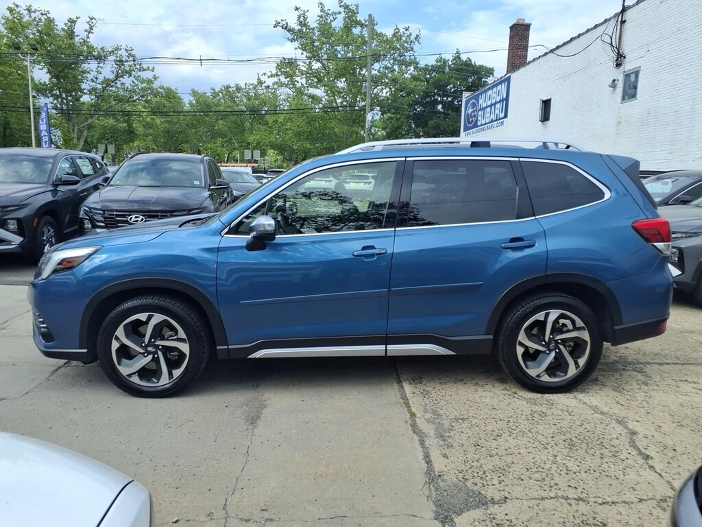 Used 2022 Subaru Forester Touring CVT