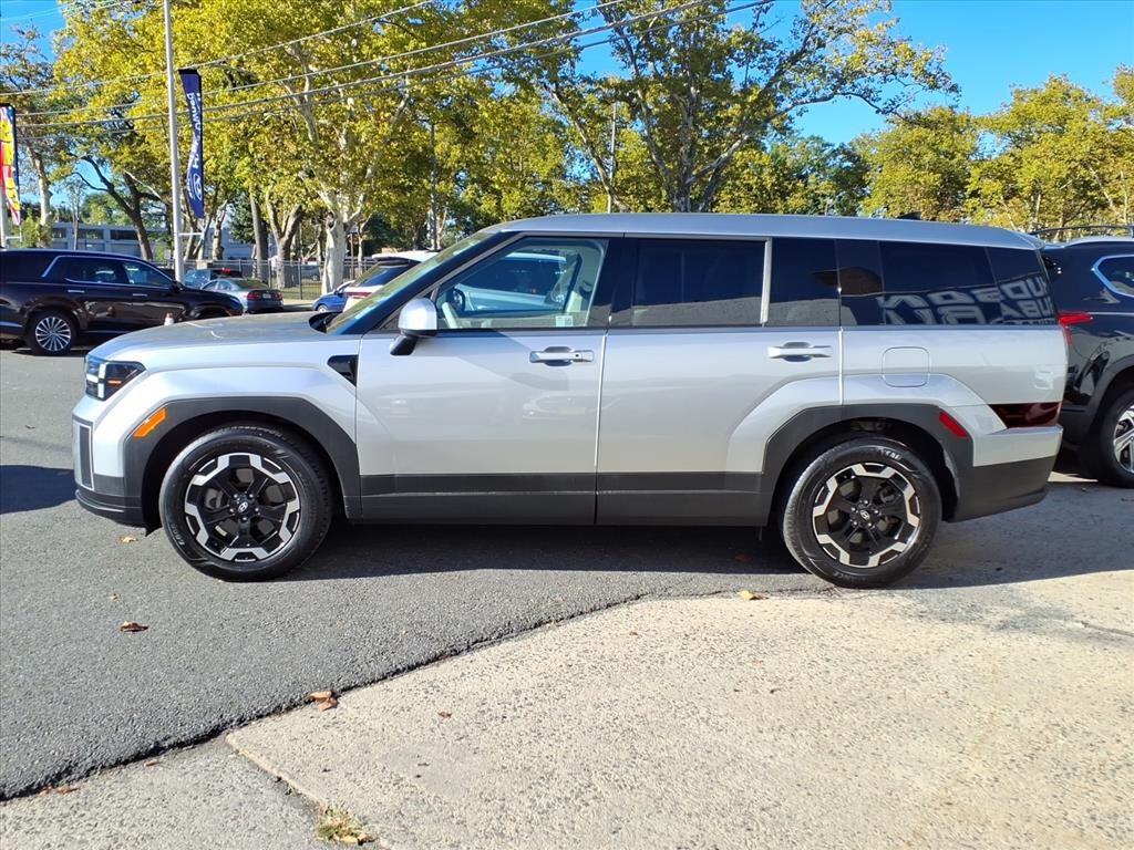 Used 2025 Hyundai Santa Fe SE AWD