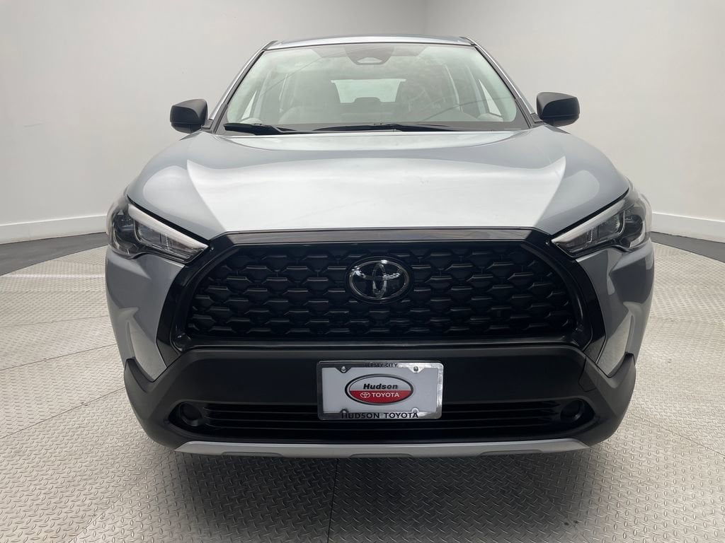 Used 2023 Toyota Corolla Cross L with VIN 7MUAAAAG8PV049219 for sale in Northfield, Minnesota