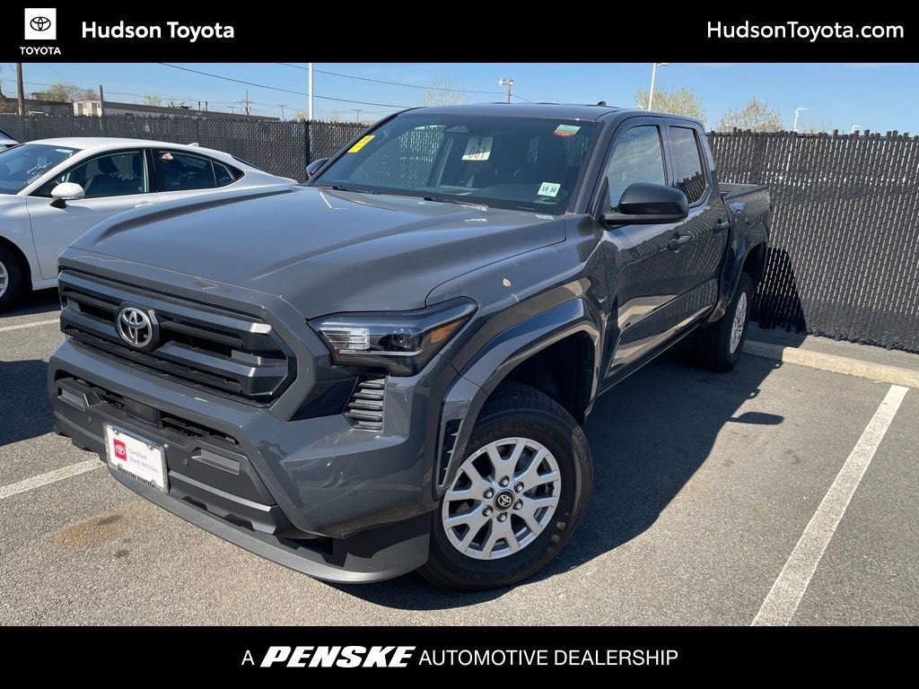 Used 2025 Toyota Tacoma SR Truck Double Cab