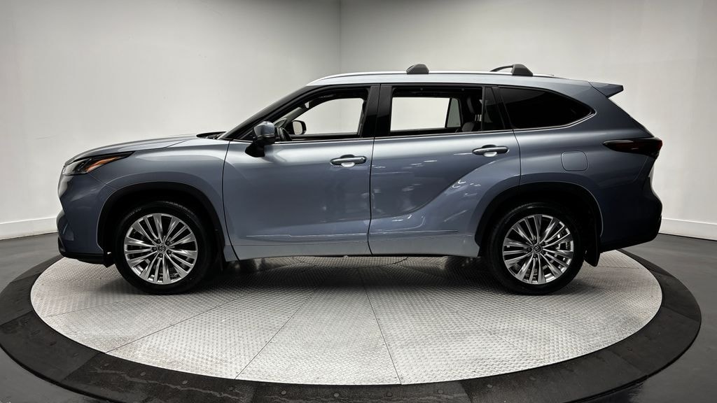 Certified 2024 Toyota Highlander Platinum SUV