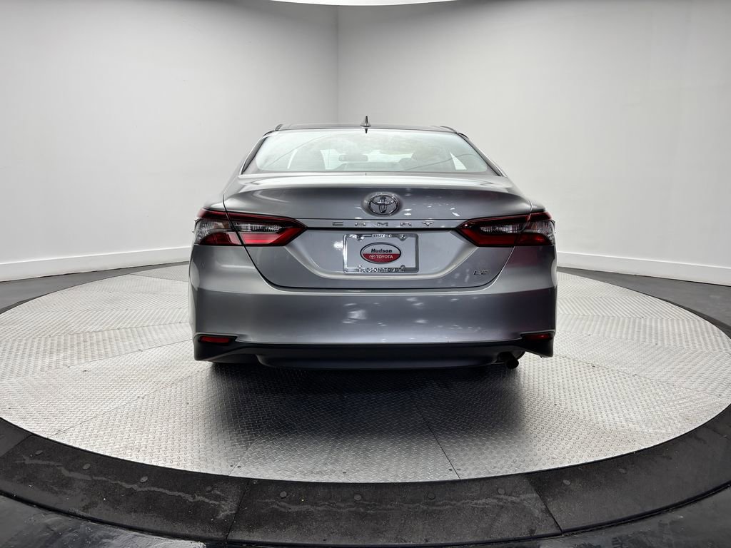 2024 Toyota Camry LE - Photo 25