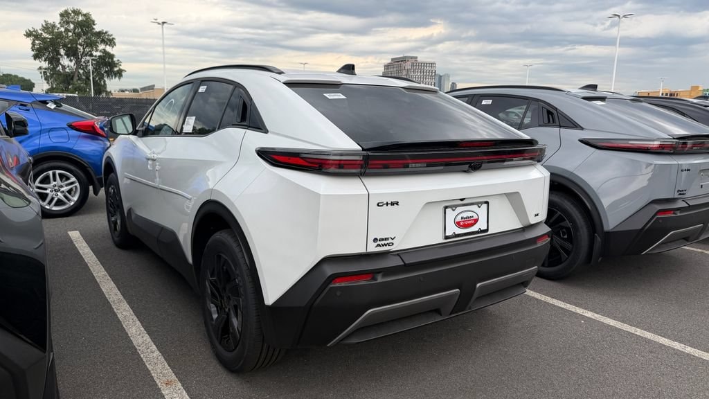 New 2026 Toyota C-HR SE SE AWD