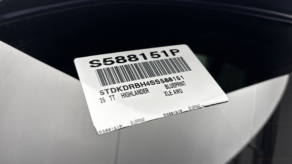 2025 Toyota Highlander XLE - Photo 47