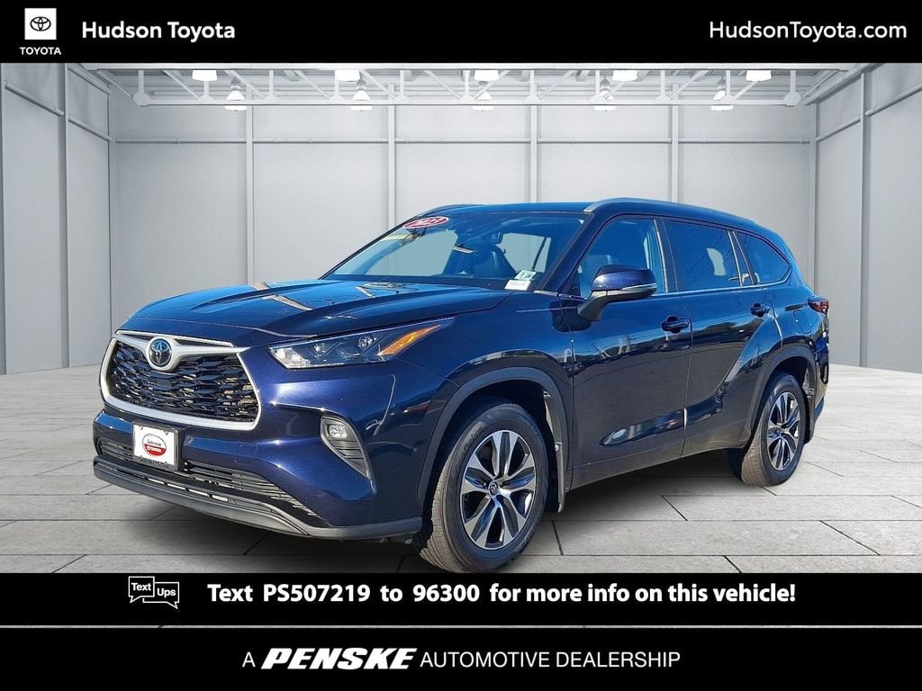 Used 2023 Toyota Highlander XLE SUV