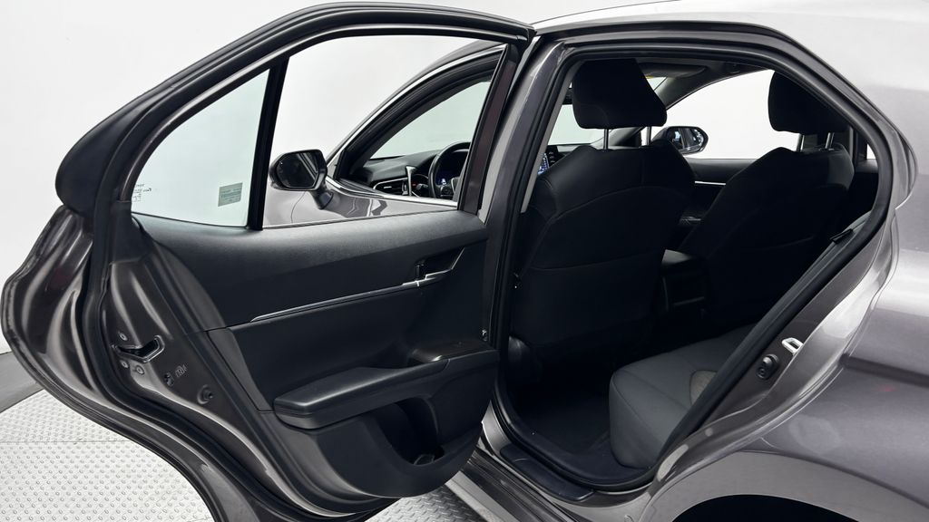 2024 Toyota Camry LE - Photo 26