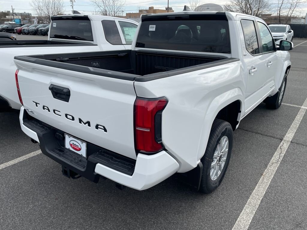 New 2026 Toyota Tacoma SR5 4X4 DOUBLE CAB