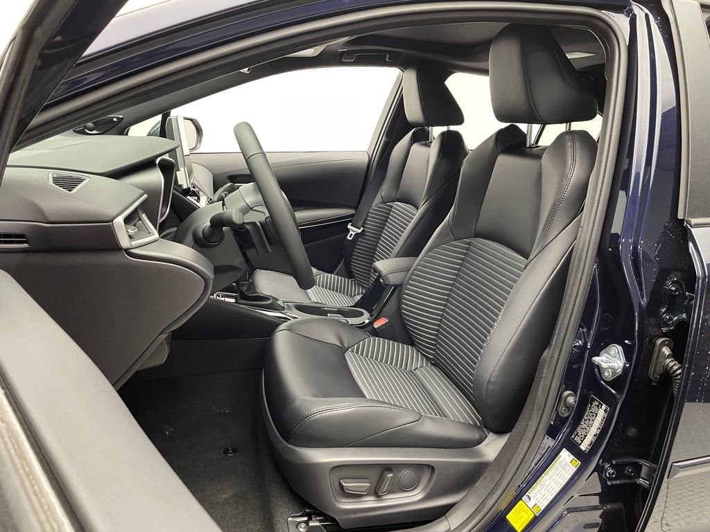 2026 Toyota Corolla XSE - Photo 12