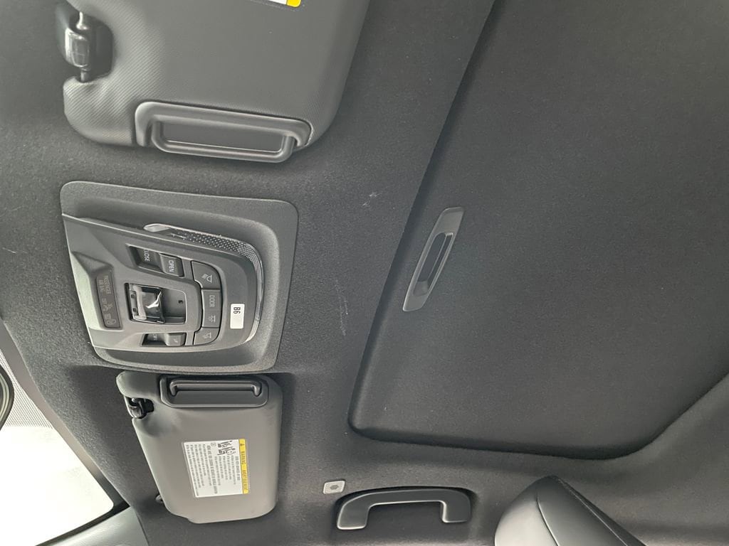 2026 Toyota Corolla XSE - Photo 31