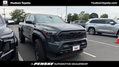 2026 Toyota Tacoma i-FORCE MAX TRD Off-Road 4X4 DOUBLE CAB HV Double Cab New