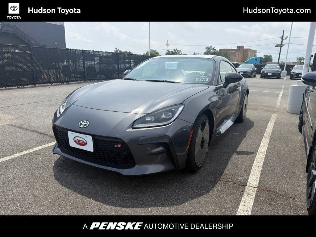 New 2026 Toyota GR86 Premium MT 2+2 COUPE 6 SPD M/T