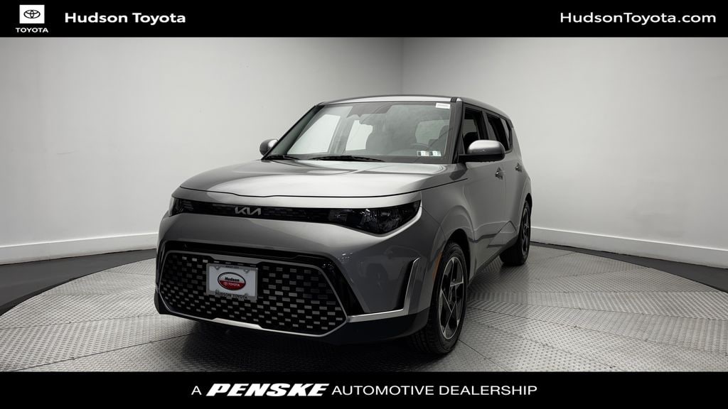 Used 2025 Kia Soul EX Hatchback