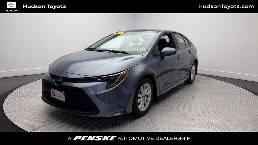 2024 Toyota Corolla LE CVT's photo
