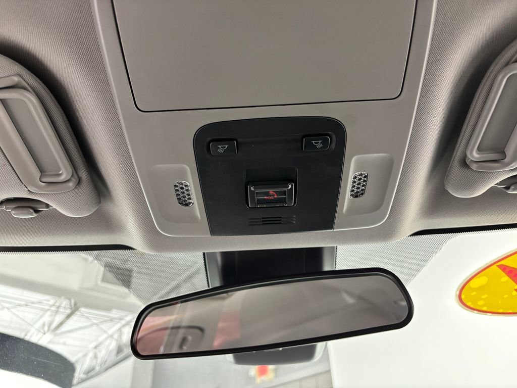 2024 Toyota Camry LE - Photo 12