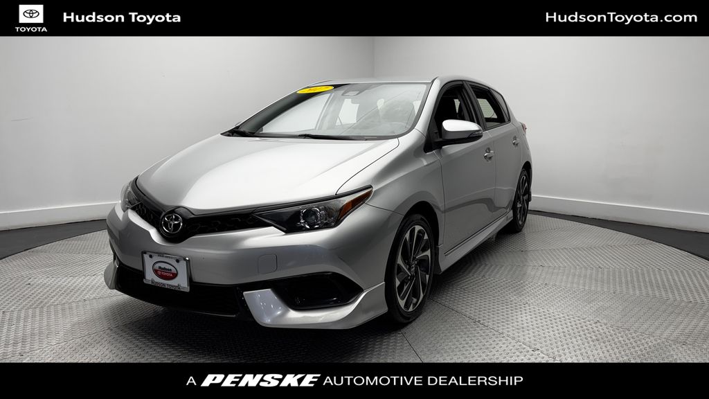 2017 Toyota Corolla iM MT's photo