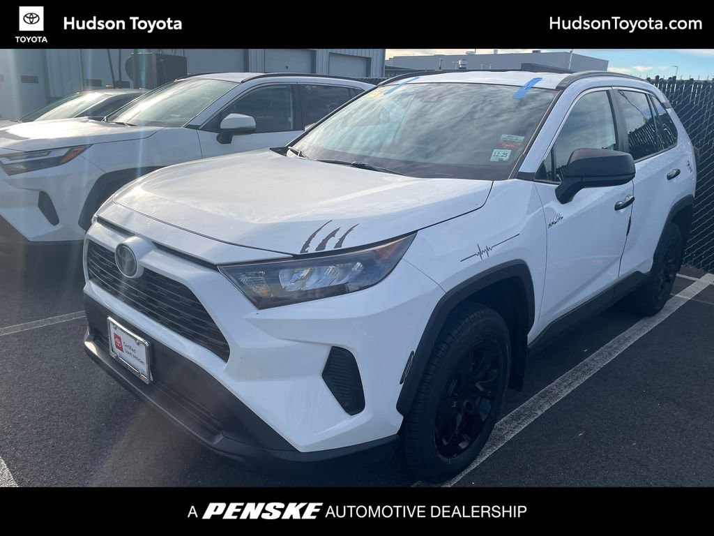 2021 Toyota RAV4 LE