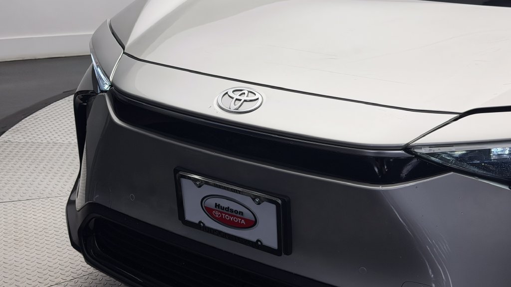 Used 2025 Toyota bZ4X XLE SUV