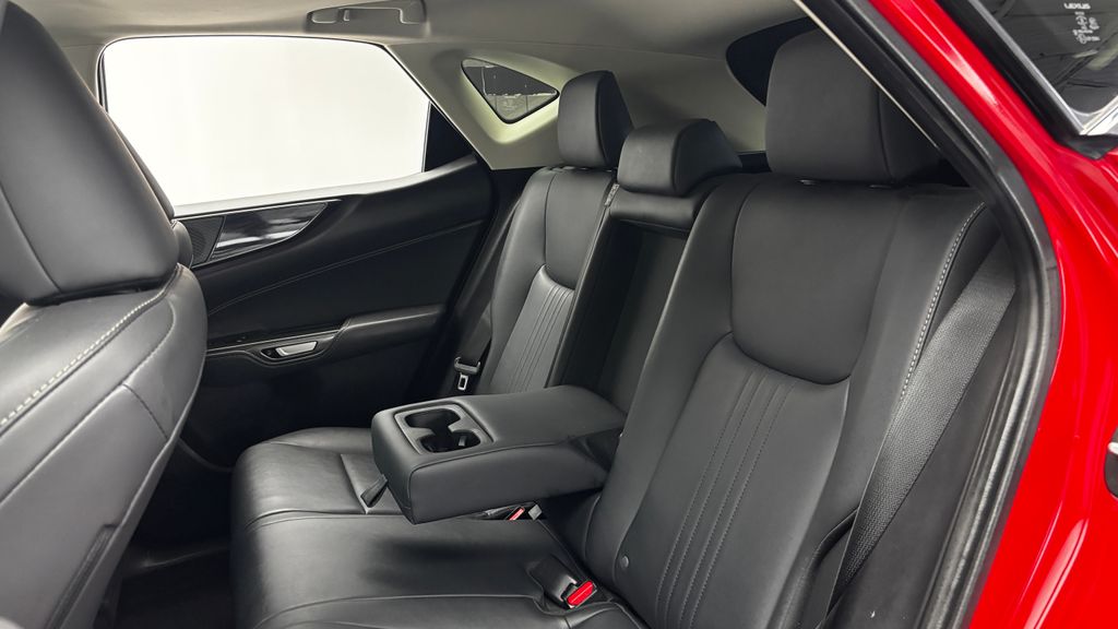 2022 Lexus NX 350 - Photo 31