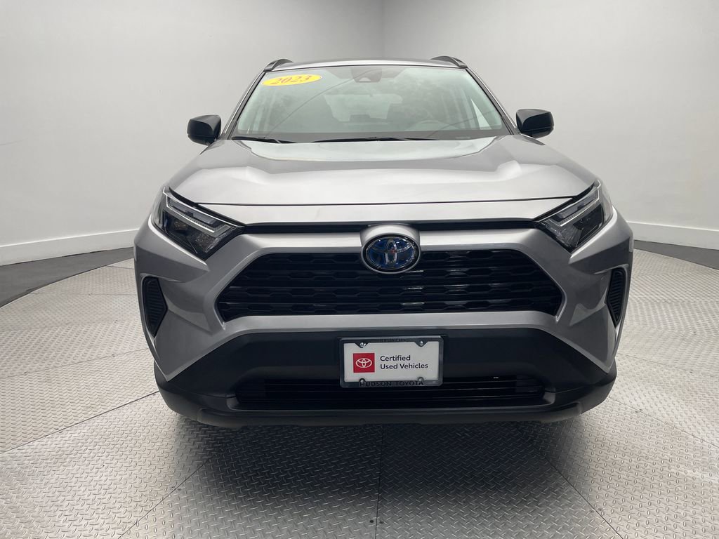 2023 Toyota RAV4 Hybrid LE photo 2