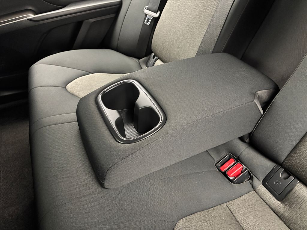2024 Toyota Camry LE - Photo 24