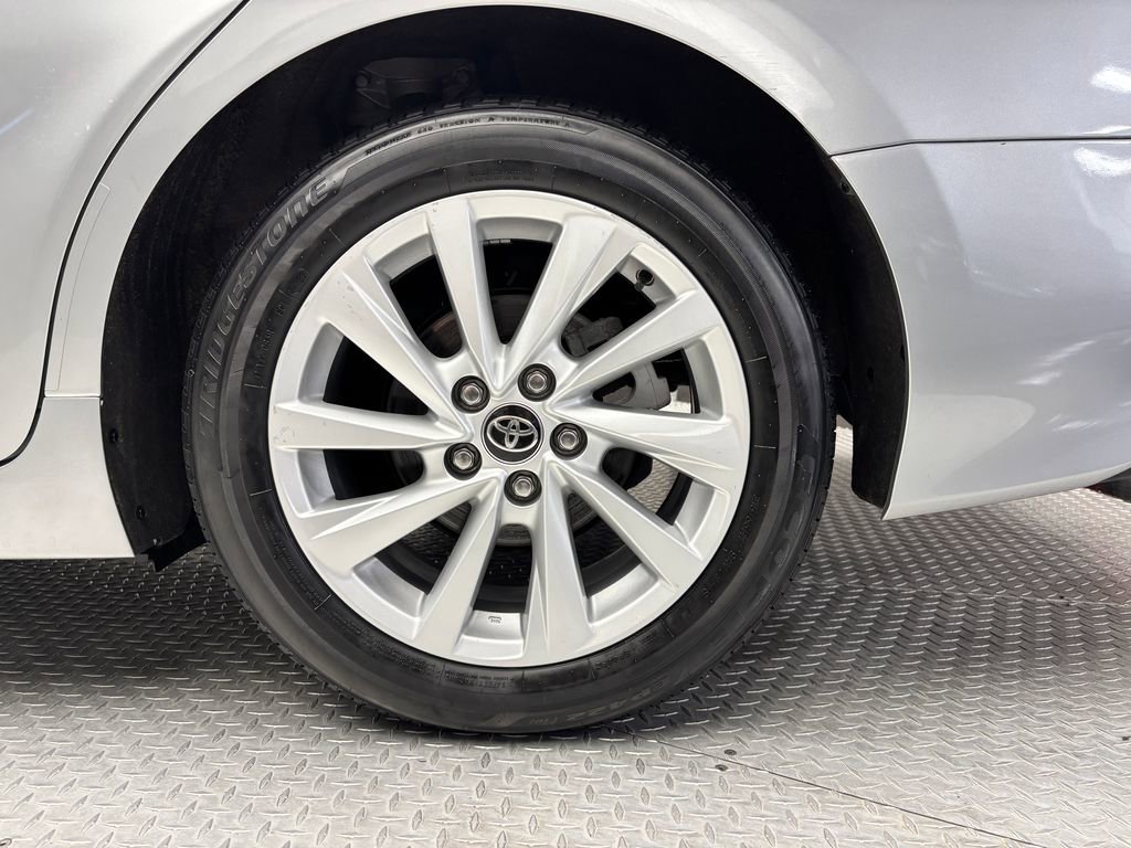 2024 Toyota Camry LE - Photo 19