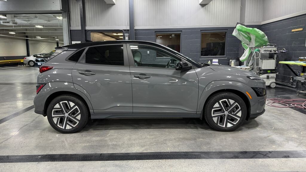 Used 2023 Hyundai Kona Electric SE SUV