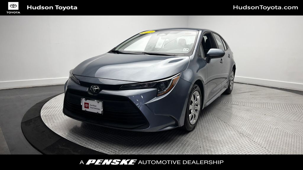 2023 Toyota Corolla LE CVT's photo