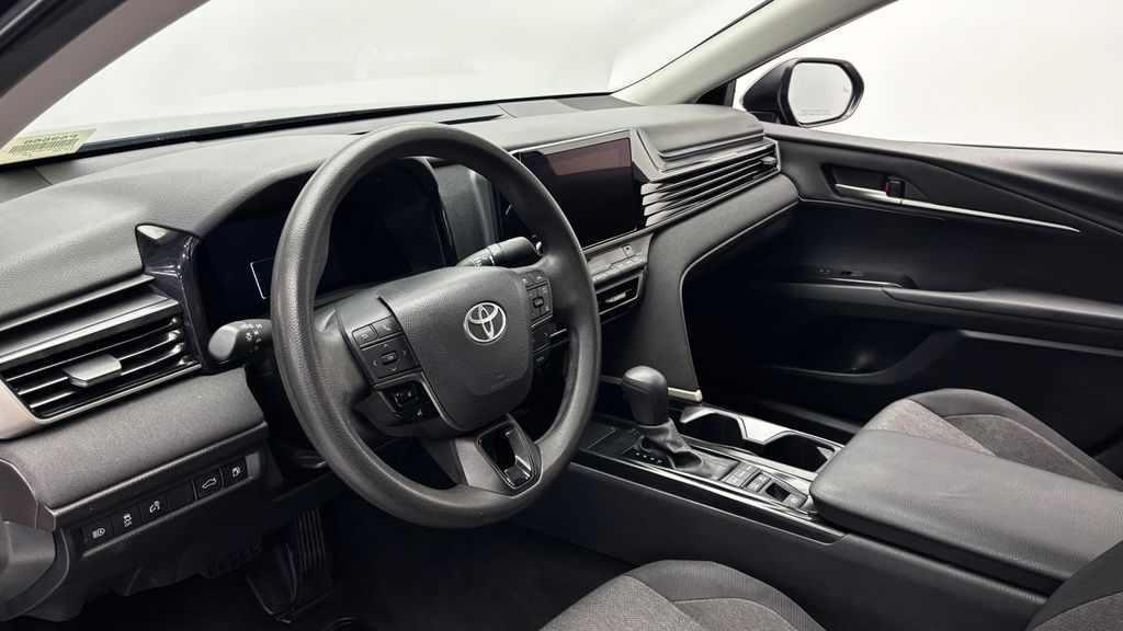 2025 Toyota Camry LE - Photo 20