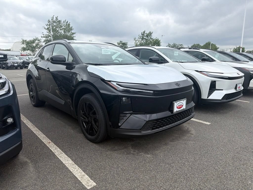 New 2026 Toyota C-HR SE SE AWD