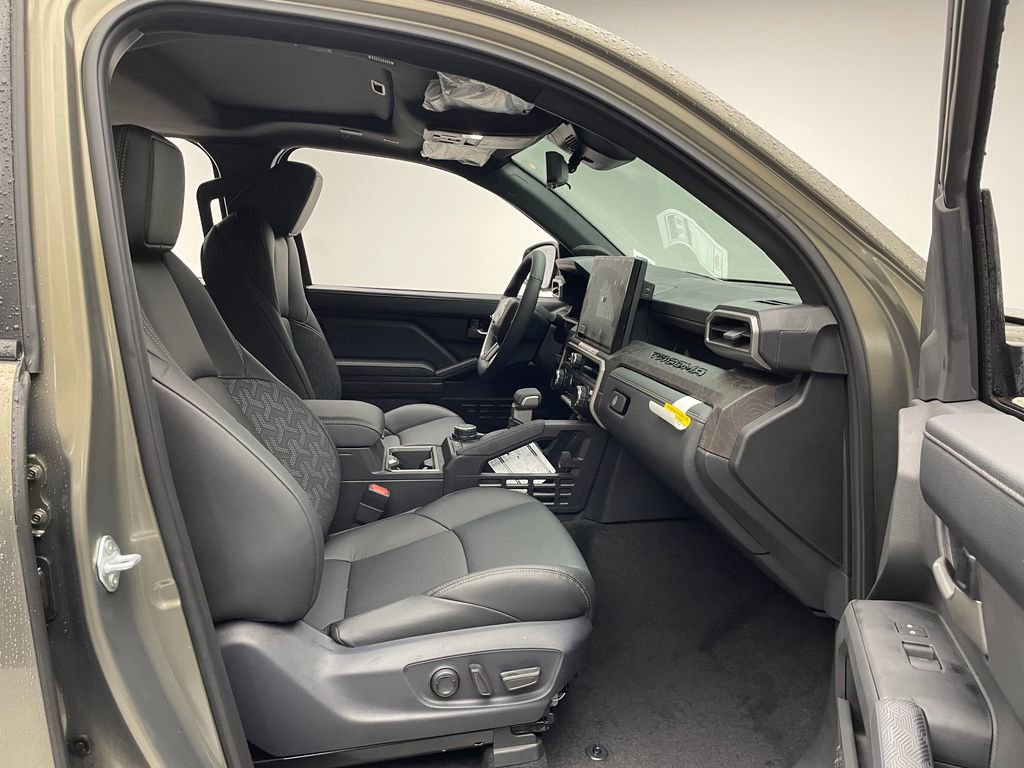2026 Toyota Tacoma Limited - Photo 19