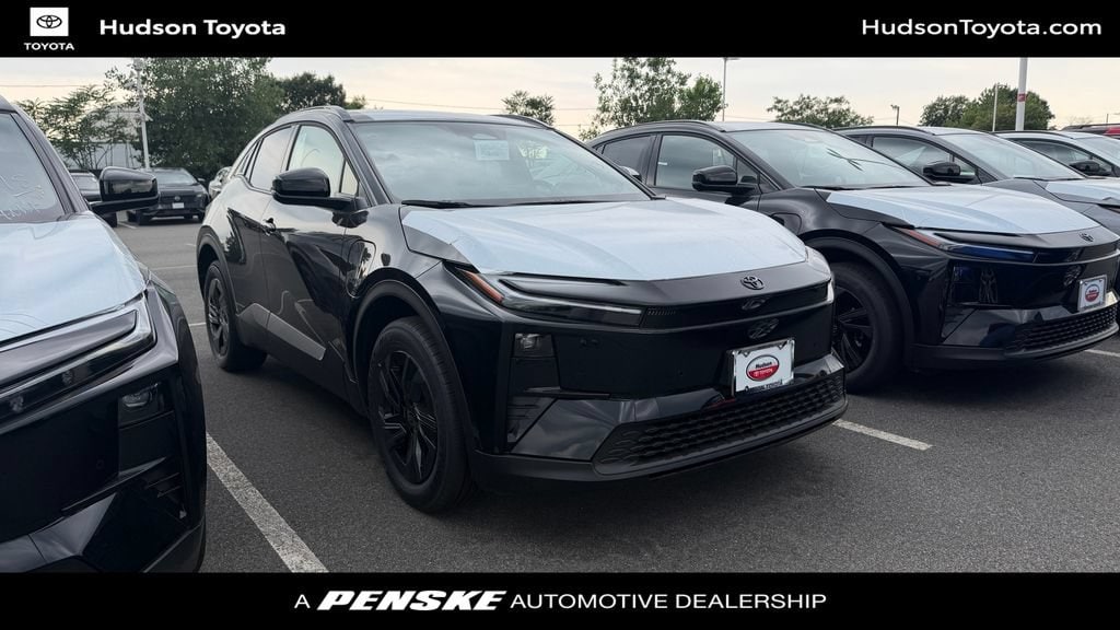 New 2026 Toyota C-HR SE SE AWD