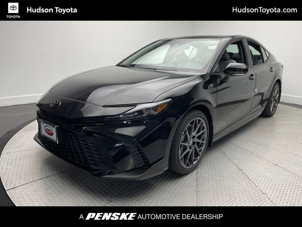 New 2026 Toyota Camry SE SE