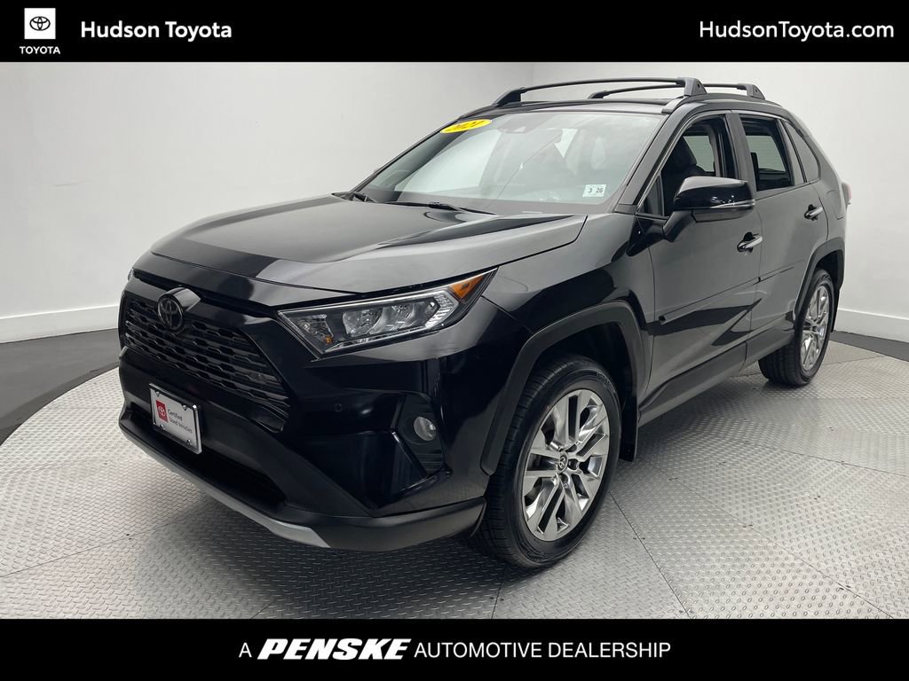 2021 Toyota RAV4 Limited's photo
