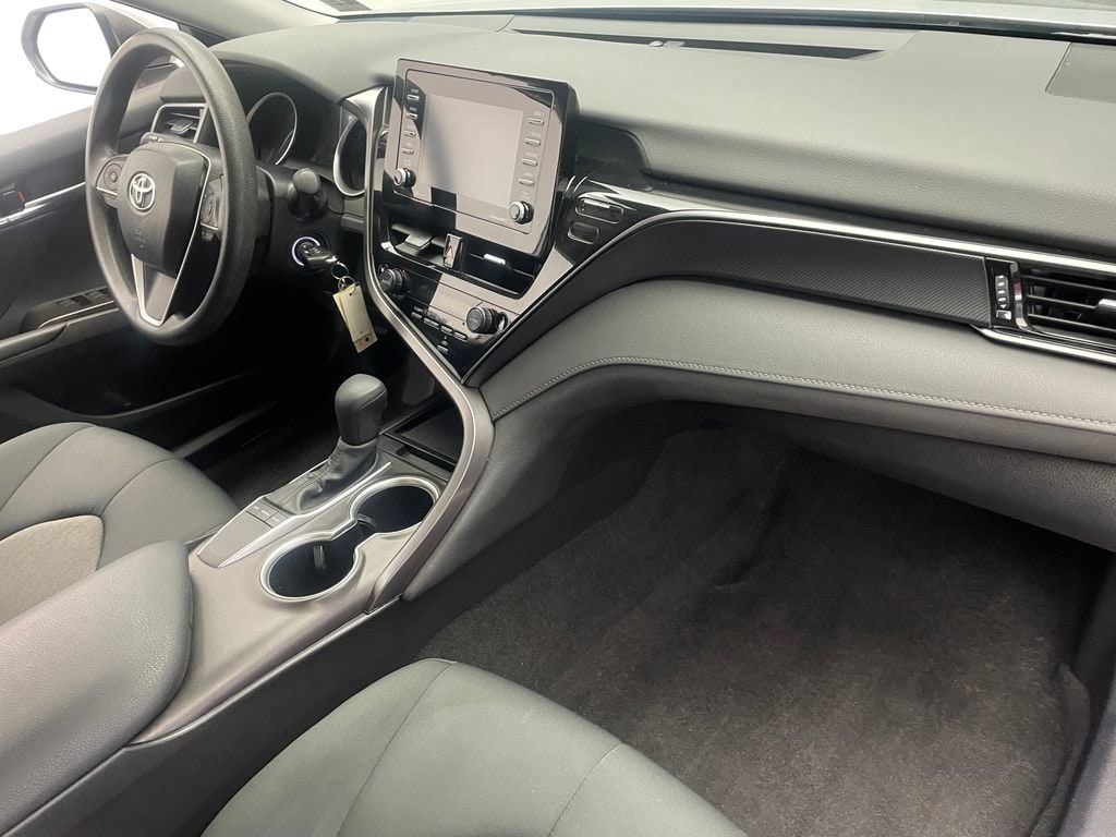 2024 Toyota Camry LE - Photo 16