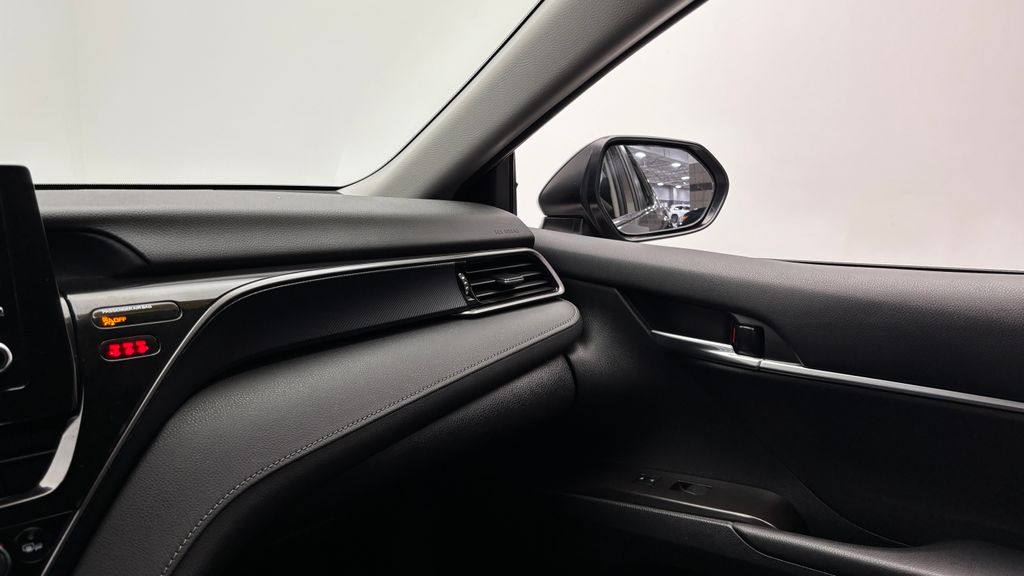 2024 Toyota Camry LE - Photo 22