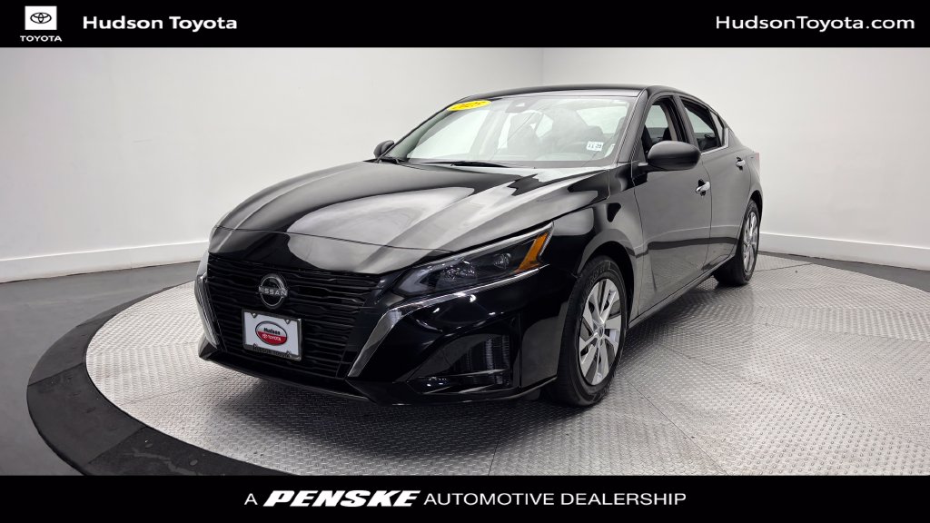 2025 Nissan Altima