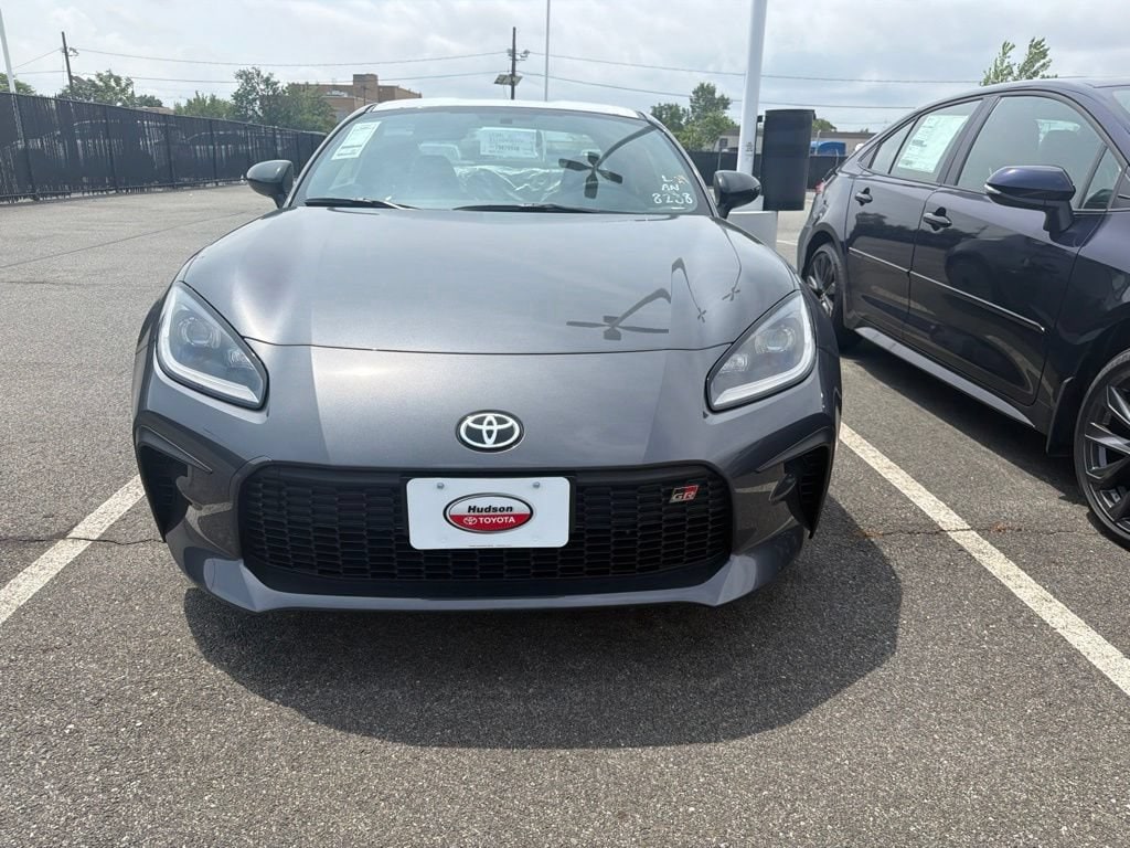 New 2026 Toyota GR86 Premium MT 2+2 COUPE 6 SPD M/T